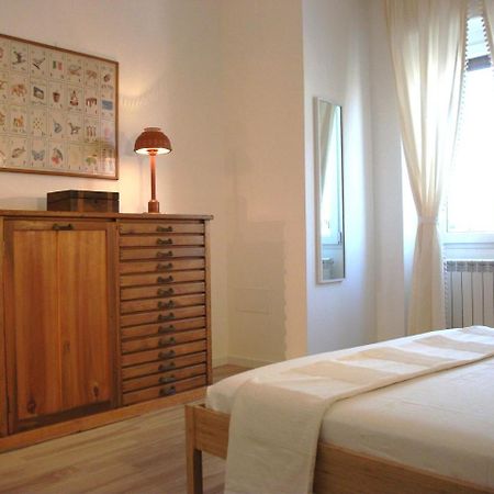 Bright Apartment Cagliari Bagian luar foto