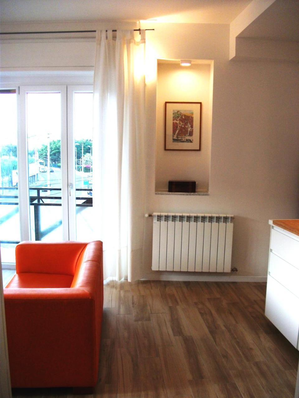 Bright Apartment Cagliari Bagian luar foto
