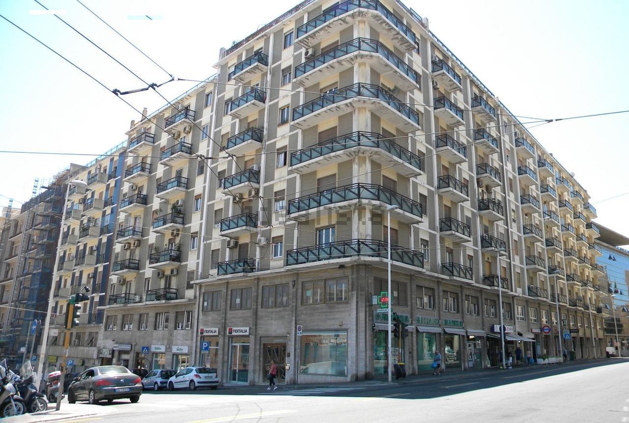 Bright Apartment Cagliari Bagian luar foto